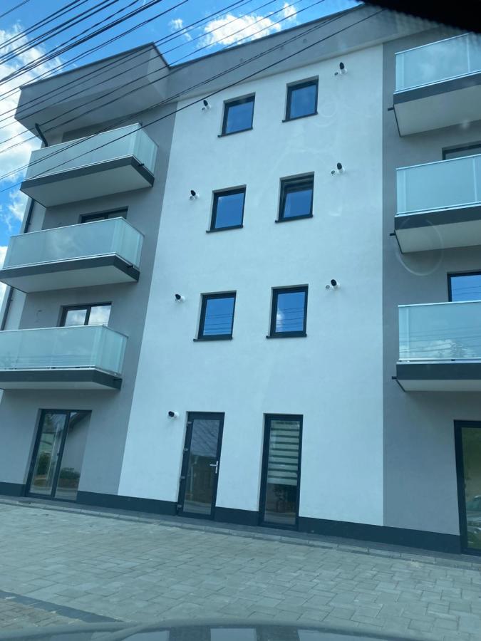 Luxury Prince Campulung Moldovenesc Exterior photo